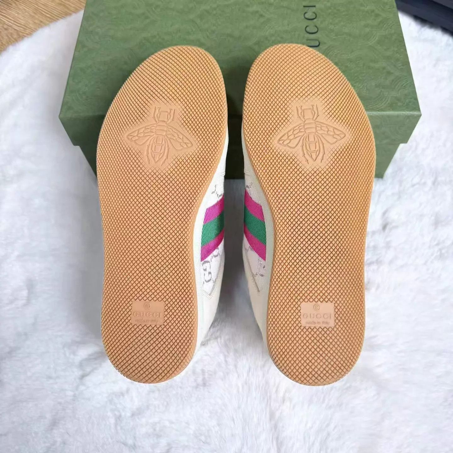 Gucci Gucci Dirty Sneaker Beige/White/Pink/Green GG Enamel 37.5 Size US 7 / IT 37 - 7 Thumbnail