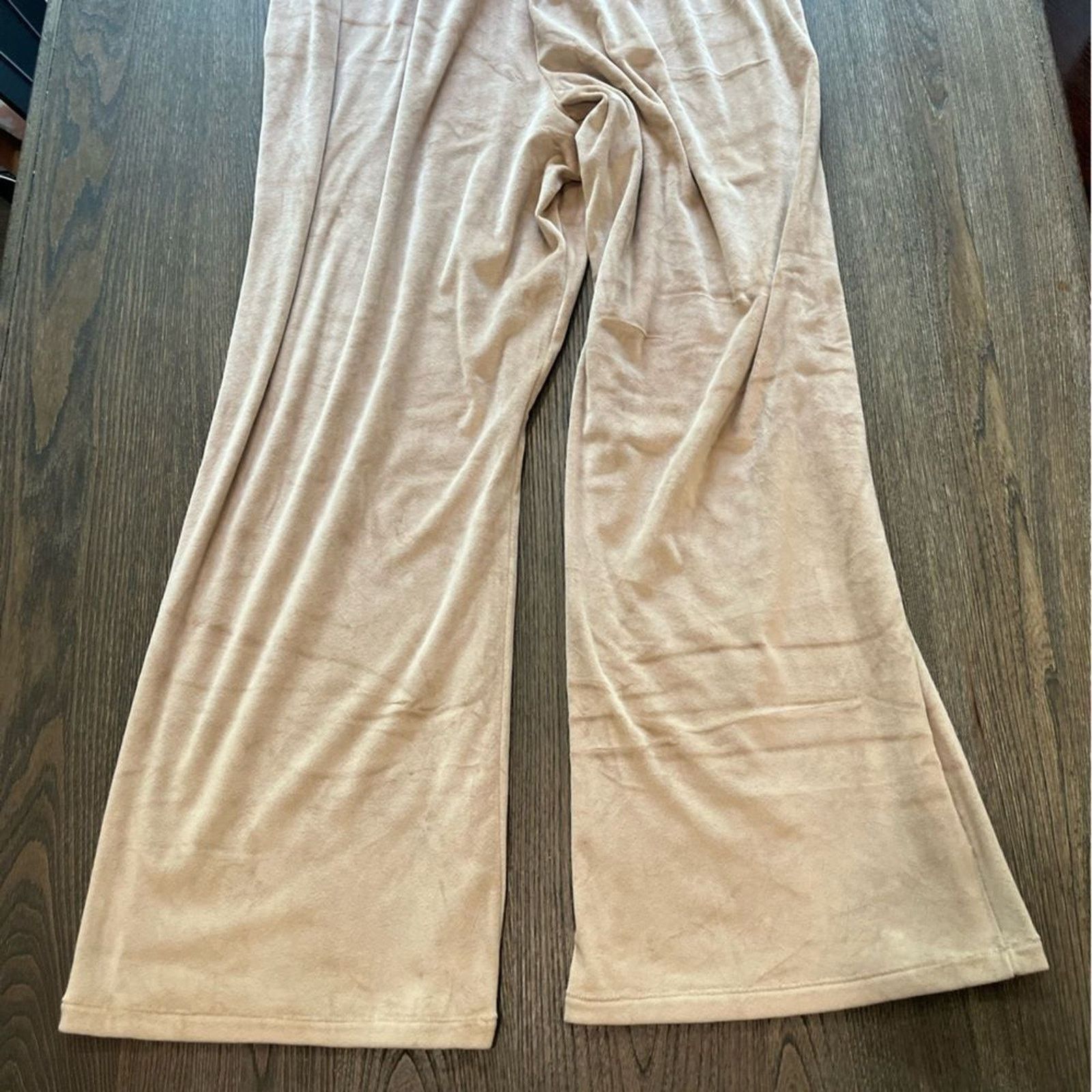 SKIMS NWT Skims Velour Track Pants Wide Leg Honey Size 3X Size 42" / US 20 - 6 Thumbnail
