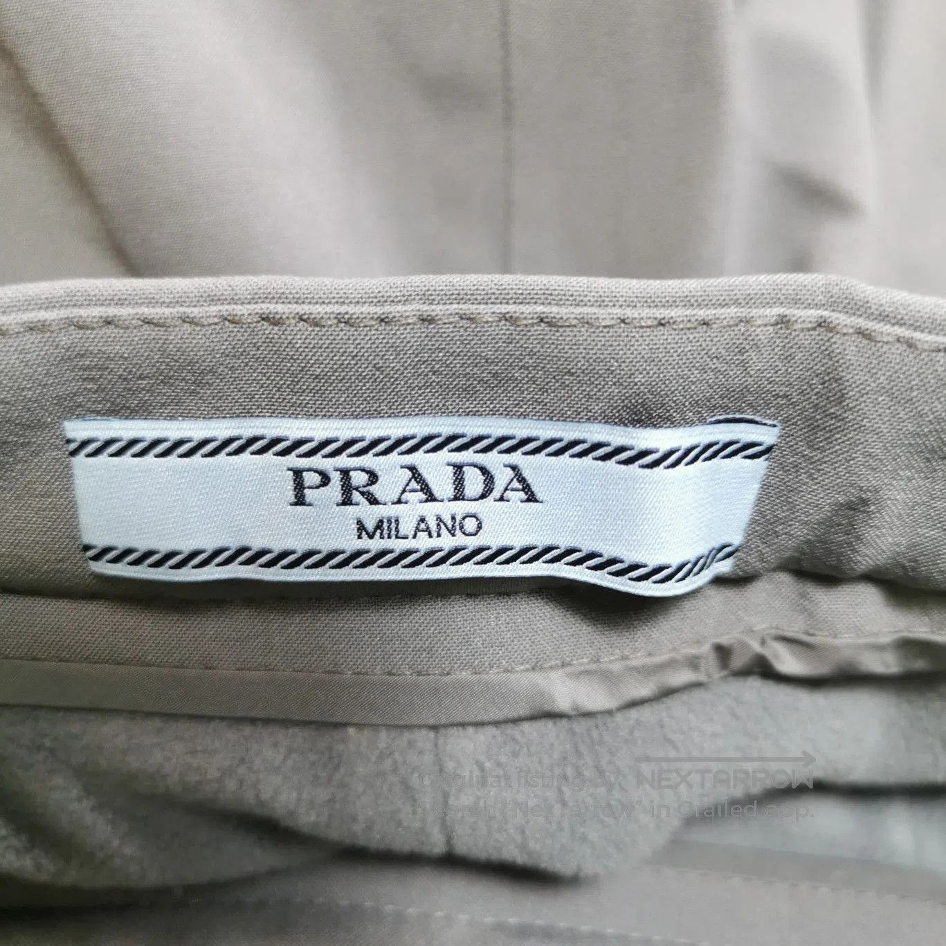 Prada Prada Logo Highlighted Trousers in Gray . Size 37" - 6 Thumbnail