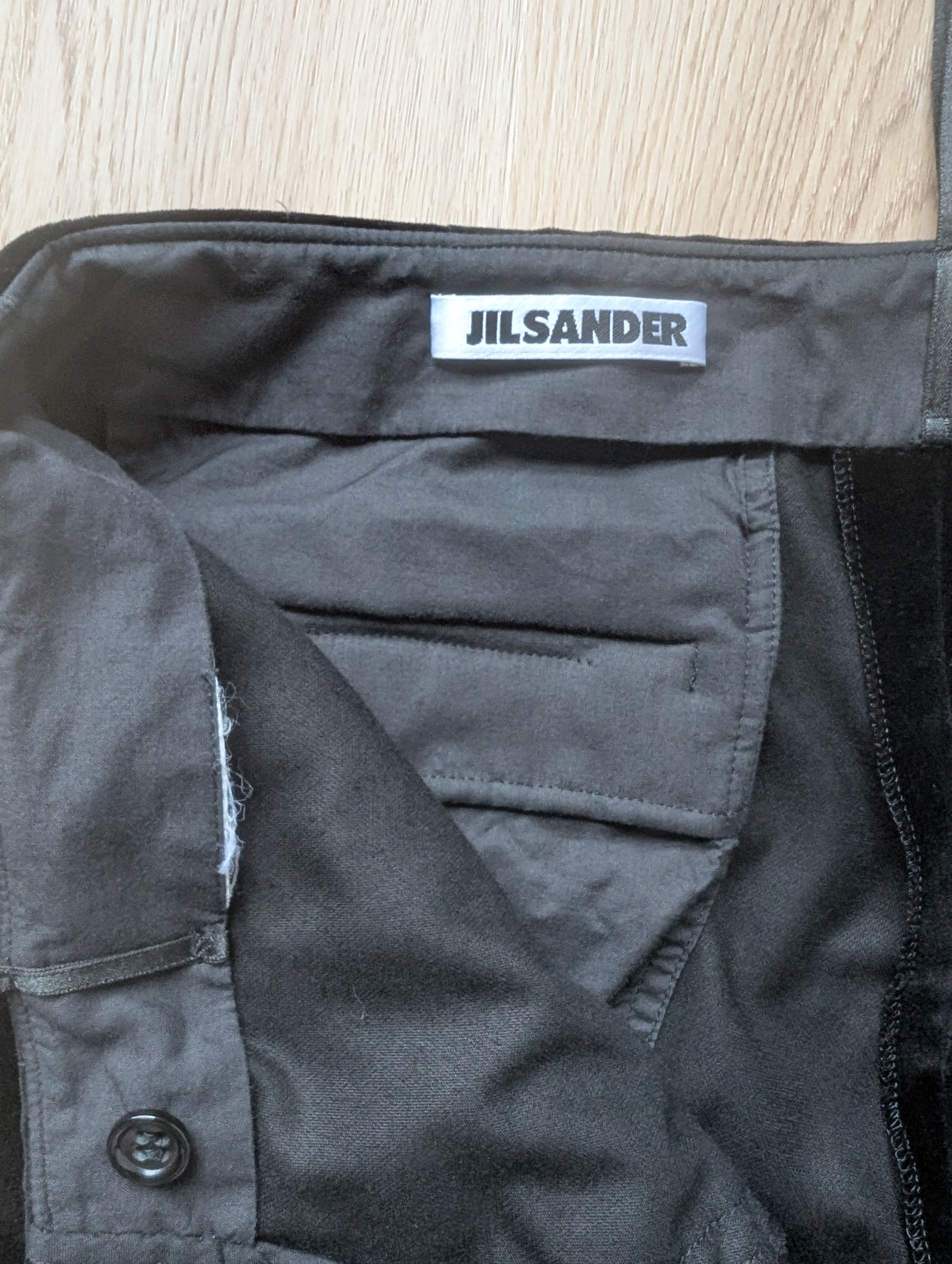 Jil Sander Jil Sander Wide Leg Black Velor Pants Womens Size 27" / US 4 / IT 40 - 4 Thumbnail