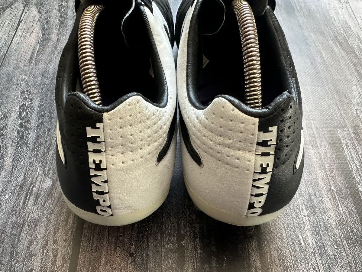Nike 2013 NIKE TIEMPO LEGACY FG SOCCER BOOTS CLEATS US 11 Size US 11 / EU 44 - 5 Thumbnail