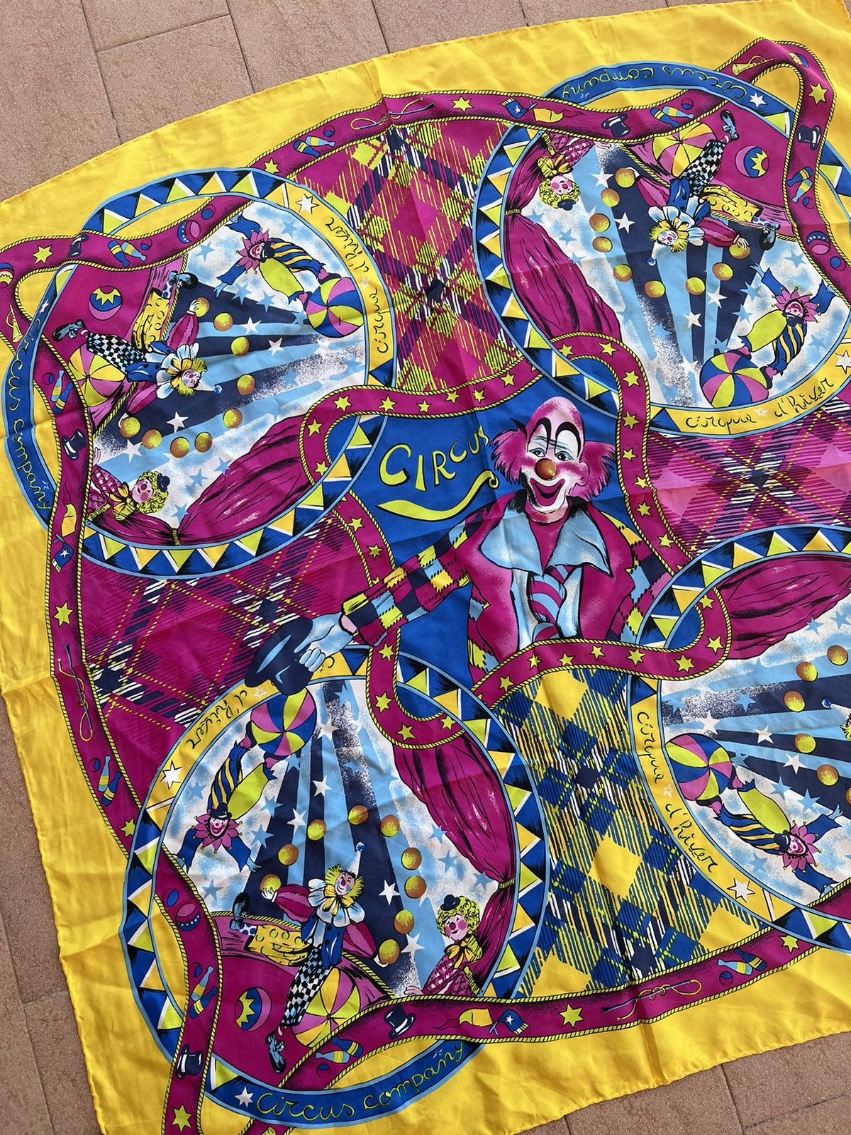 Dolce & Gabbana Dolce & Gabbana Silk Circus Scarf Size ONE SIZE - 3 Thumbnail