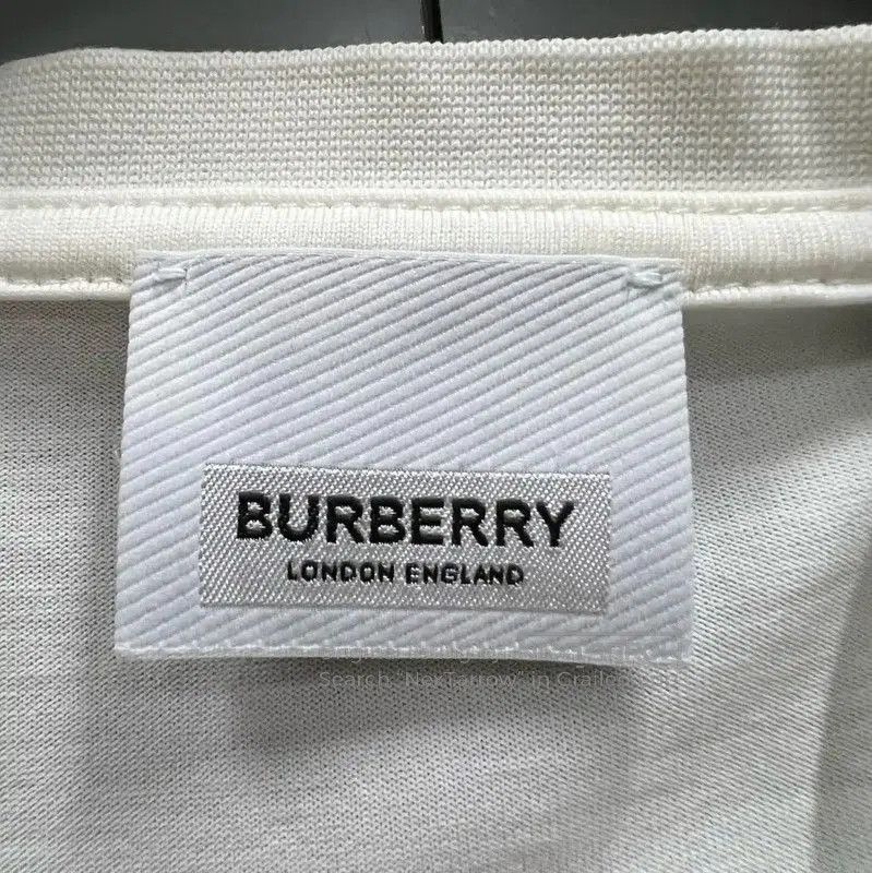 Burberry Burberry Summer White Logo Short Sleeve T-Shirt. Size M / US 6-8 / IT 42-44 - 4 Thumbnail