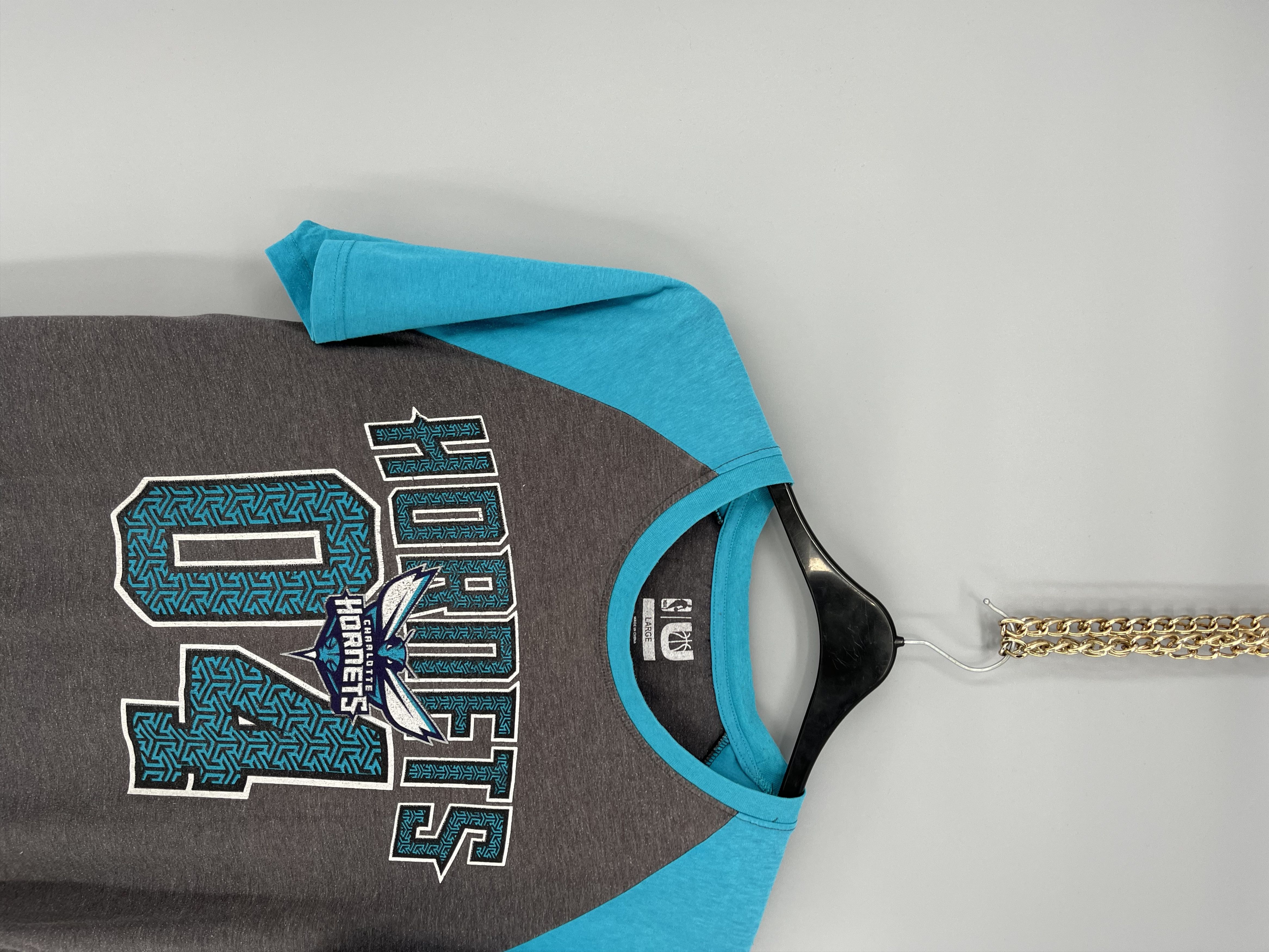 NBA × Vintage 90s Vintage Charlotte Hornets NBA T-Shirt Streetwear Style Size US L / EU 52-54 / 3 - 4 Thumbnail