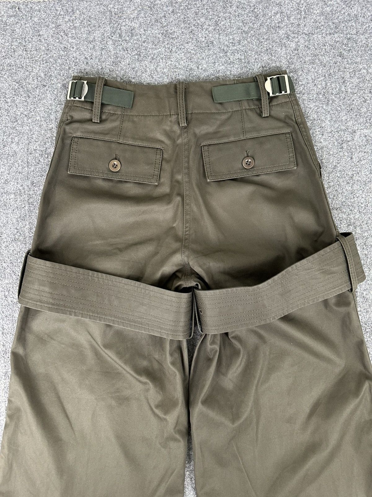 Sacai Sacai - Military Cargo Bondage Pants in Army Green Size 28" / US 6 / IT 42 - 5 Thumbnail