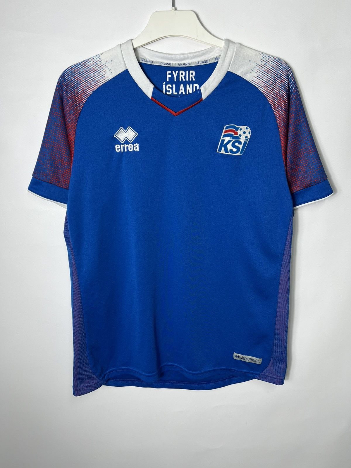 Errea Errea ICELAND NATIONAL TEAM 18 19 FOOTBALL SOCCER JERSEY Size US M / EU 48-50 / 2 - 1 Thumbnail