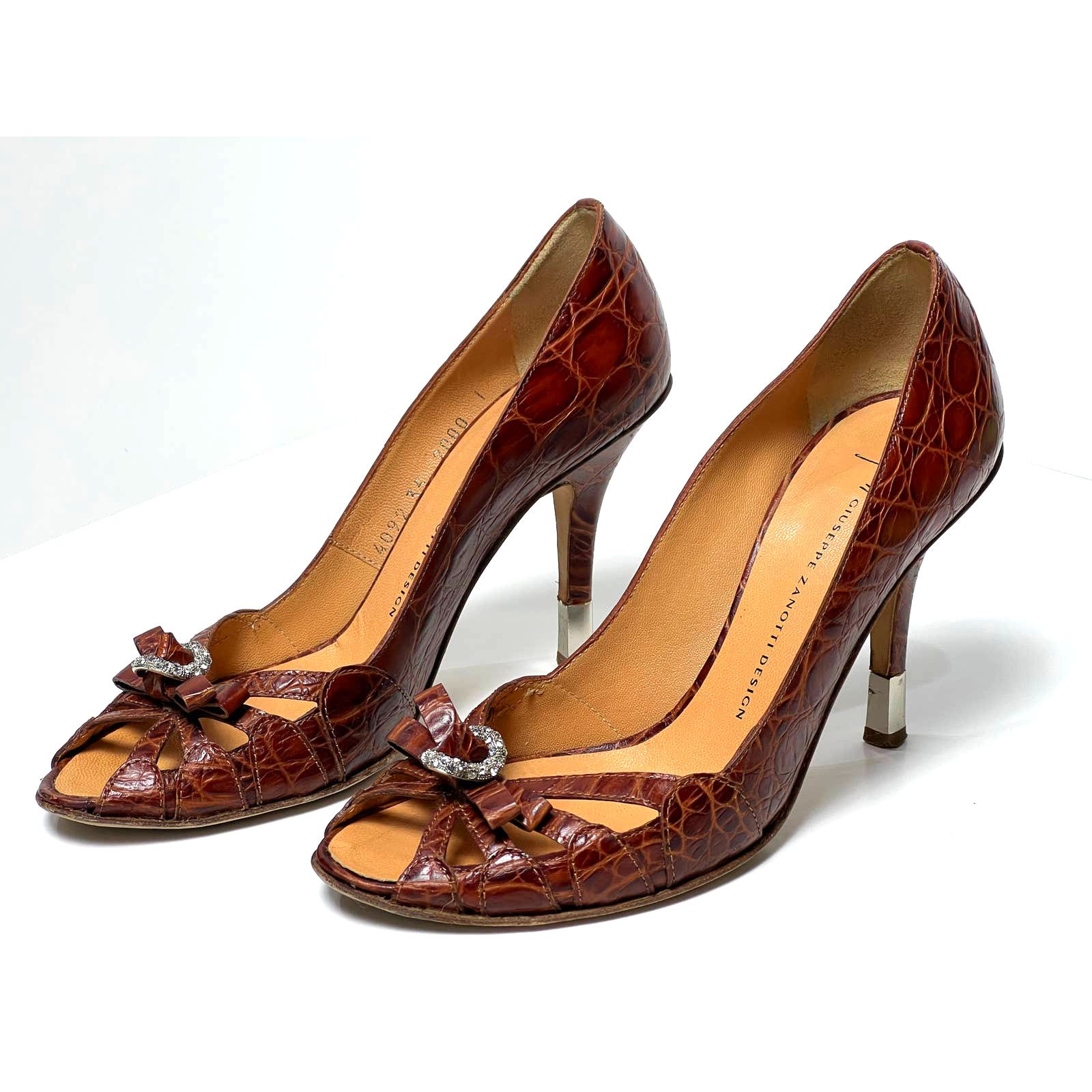 Giuseppe Zanotti Giuseppe Zanotti Brown Alligator Crystal Pump Heels Shoes 35 Size US 5 / IT 35 - 1 Thumbnail