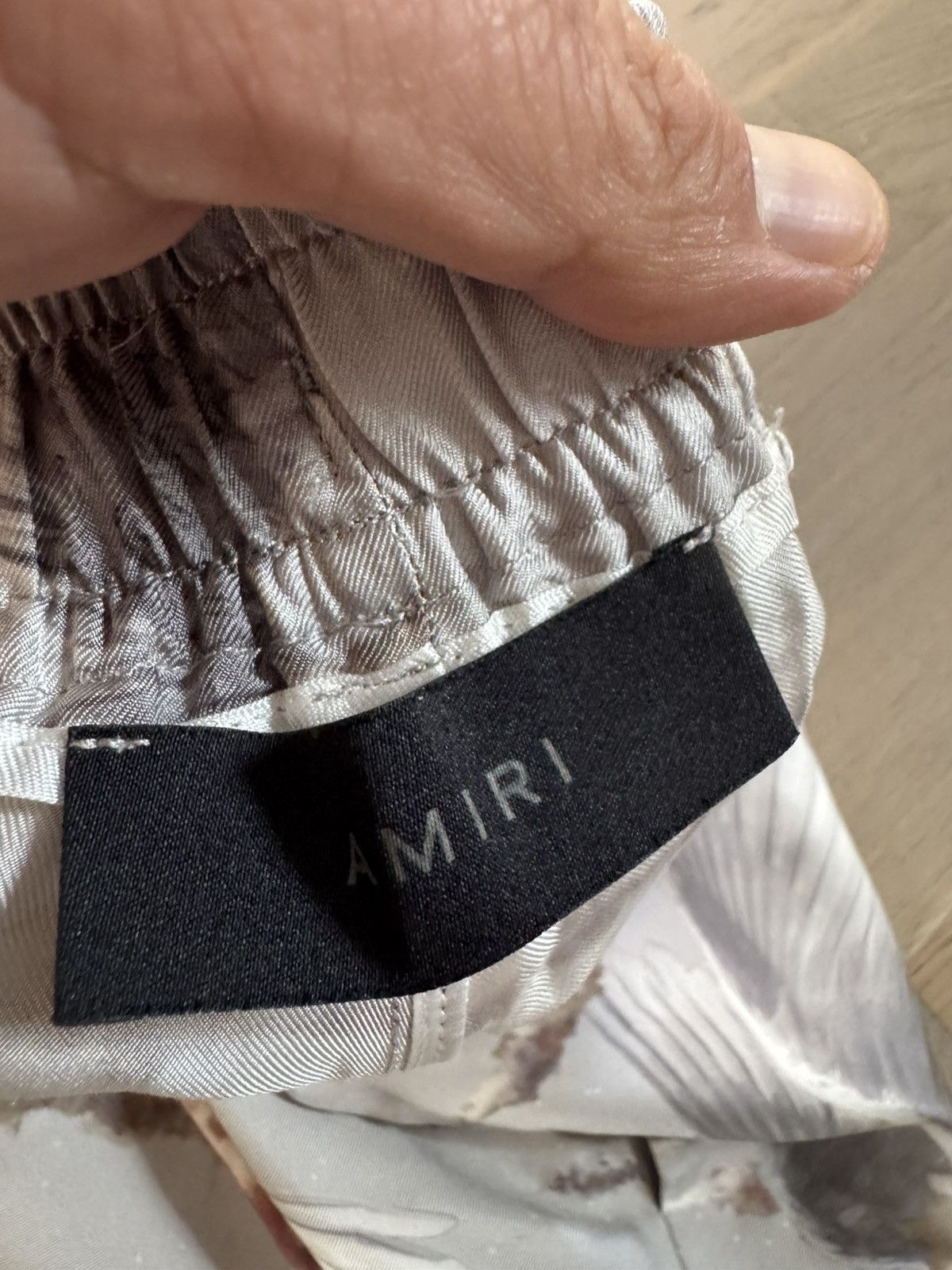 Amiri AMIRI silk shorts STUDY PHOTOS FOR REAL TAPE MEASUREMENTS Size US 32 / EU 48 - 13 Thumbnail