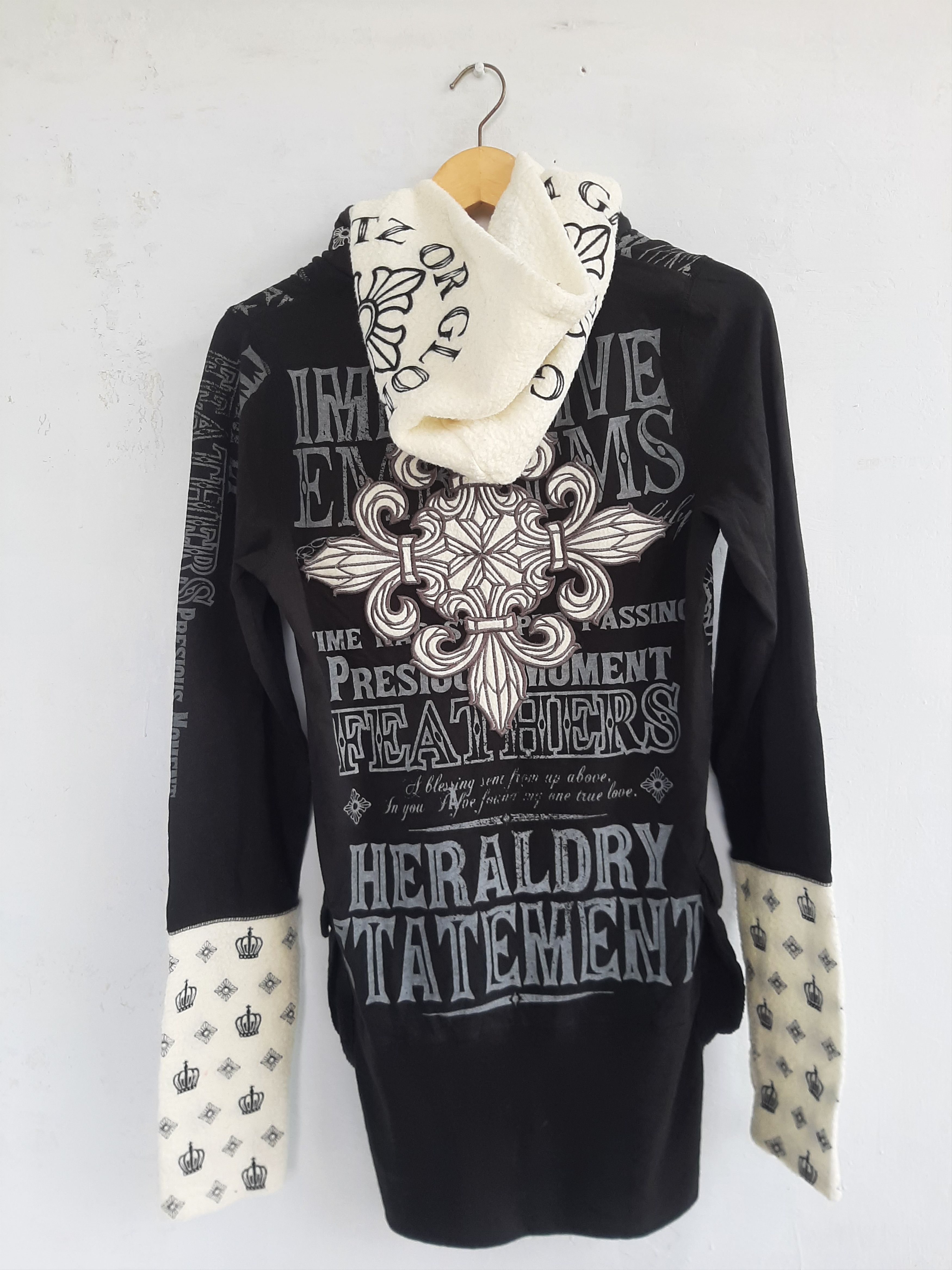 Skulls Glitz Jacket Style Ifsixwasnine Lgb style skulls | Grailed