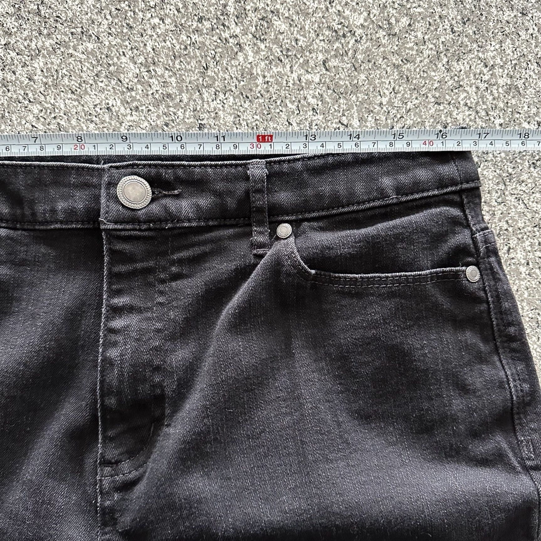 Vintage Christopher & Banks Jeans Womens 12 Slim Straight Black Denim 33x30 5-Pocket Stretch (Regular) Adults Womens Size 24" / US 00 / IT 34 - 6 Thumbnail