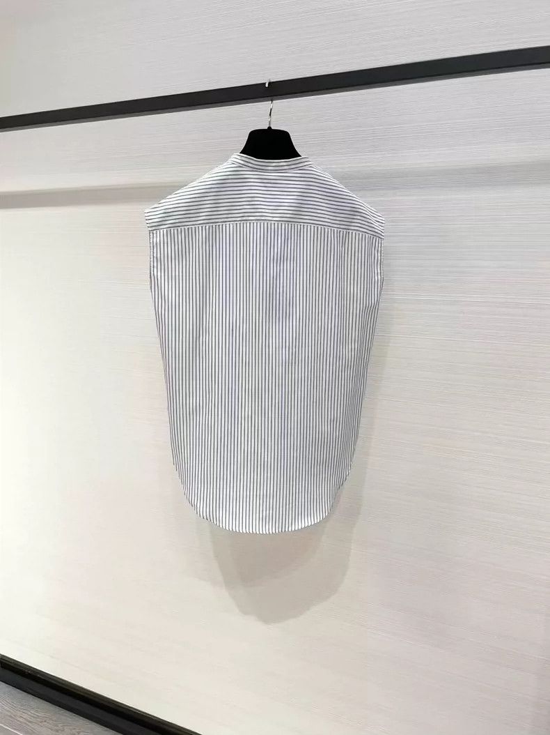 Chanel Chanel Striped diamond-button sleeveless shirt Size XXS / US 00 / IT 34 - 2 Thumbnail