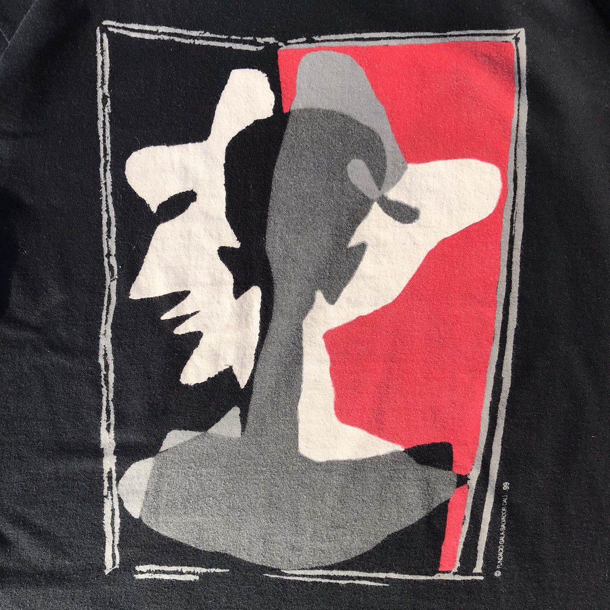MoMA Vintage 90's Salvador Dali - Splitting into Three T-Shirt Size US M / EU 48-50 / 2 - 3 Thumbnail