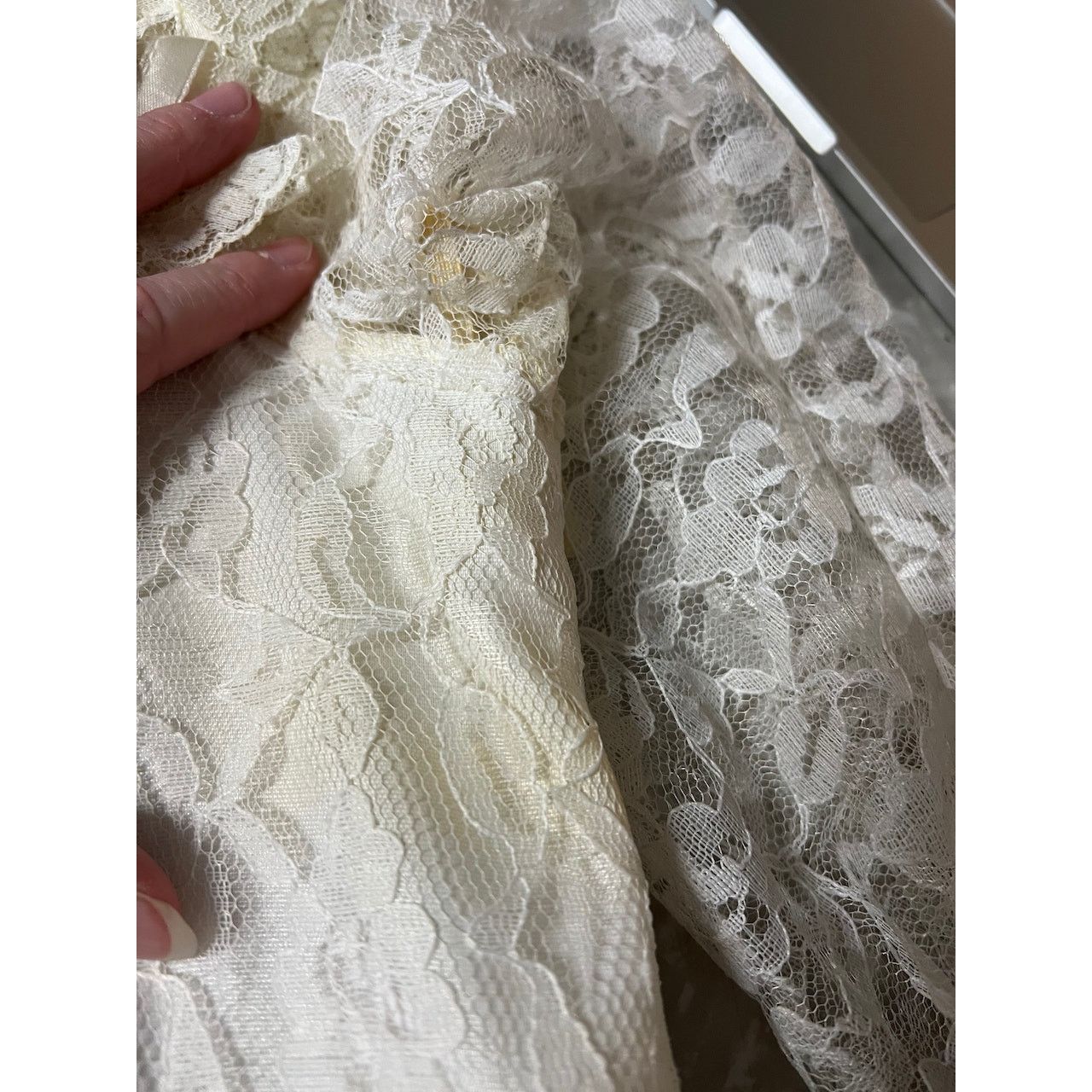 Vintage Wedding dress 1970s boho bishop sleeves ruffle train white Size L / US 10 / IT 46 - 15 Thumbnail