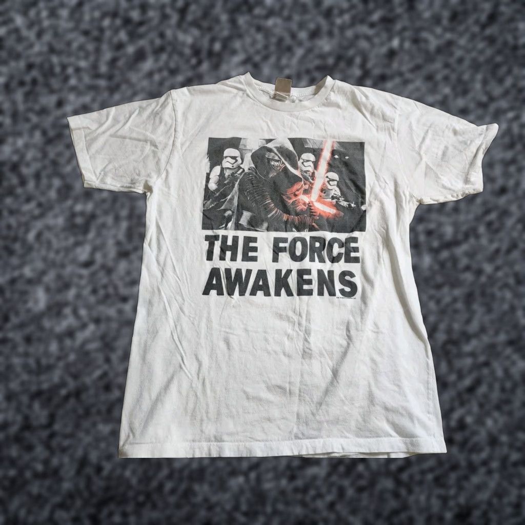 Junk Food Junk Food Mens L T Shirt Star Wars The Force Awakens Crew Neck Short Sleeve White Cotton Blend Graphic Print 2015 Stars Mens Size US L / EU 52-54 / 3 - 1 Thumbnail