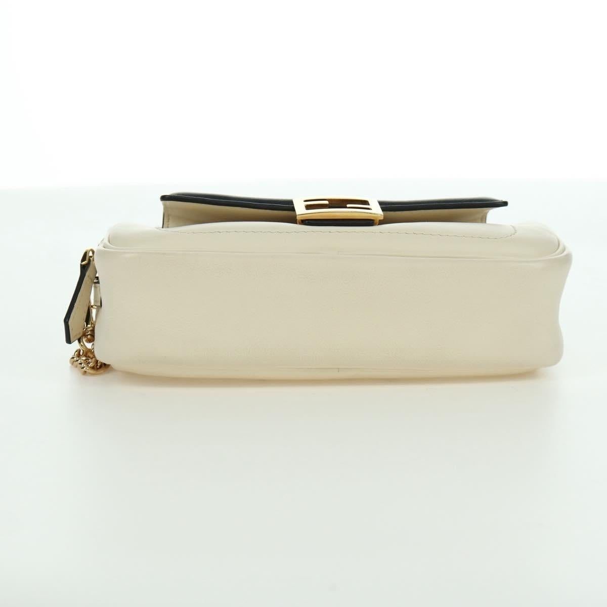 Fendi Fendi Leather Easy Baguette Chain Shoulder Bag Ivory Size ONE SIZE - 8 Thumbnail