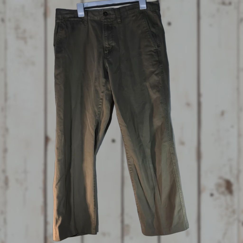 Eddie Bauer Eddie Bauer Classic Fit Khaki Pants Mens 35x29 Beige Casual Workwear Size US 35 - 1 Thumbnail