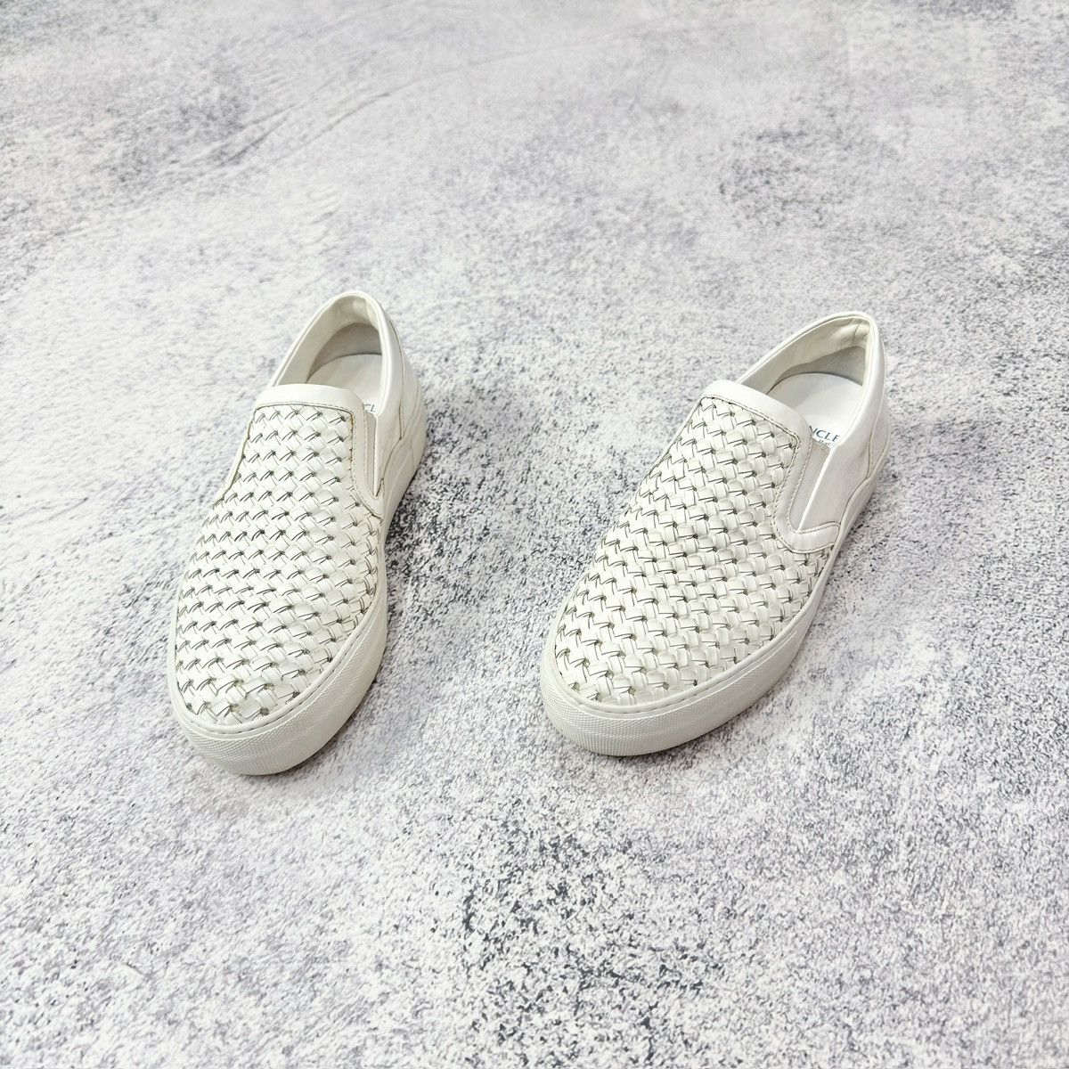 Moncler Moncler White Leather Slip Ons EU37 UK4.5 US7.5 Size US 7.5 / IT 37.5 - 2 Thumbnail