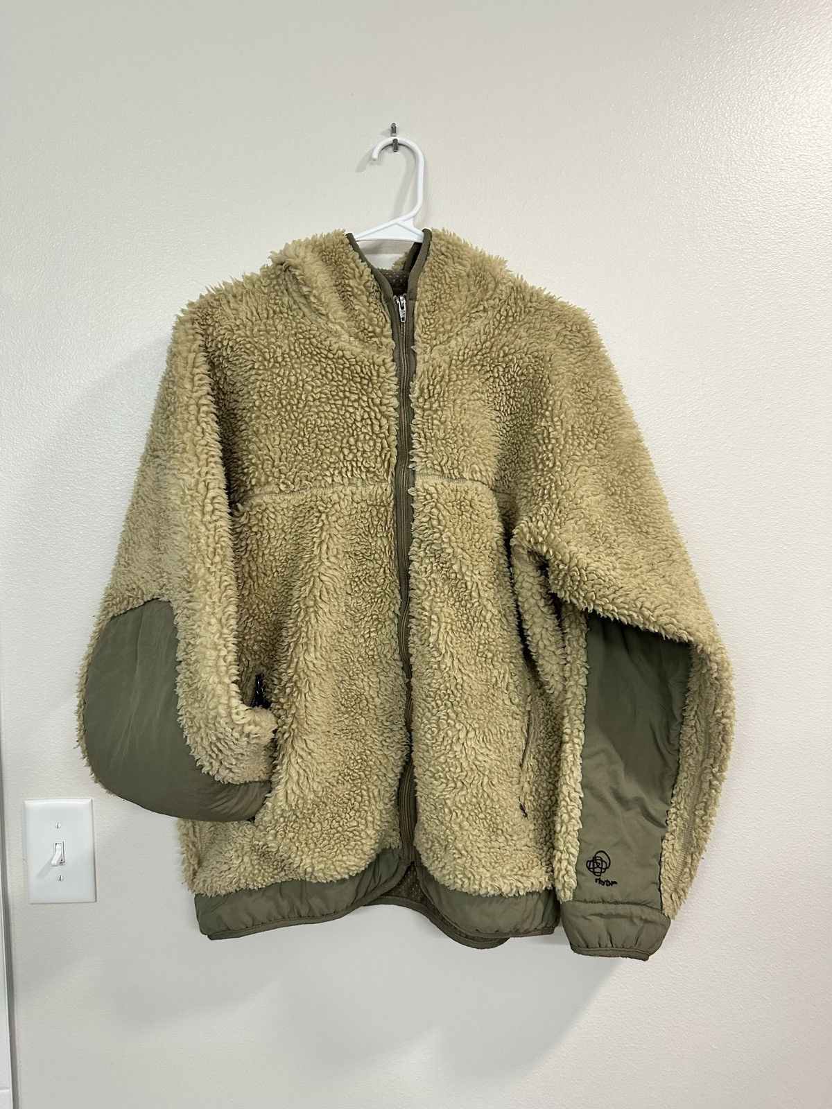 image of Vintage Patagonia Rhythm Sherpa Jacket in Beige, Men's (Size Small)