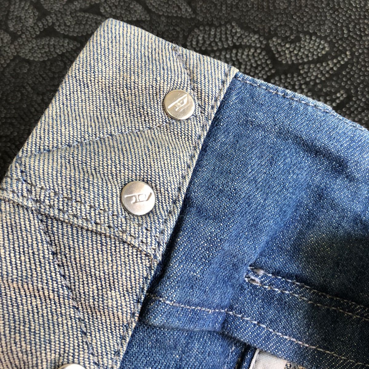 Diesel DIESEL full button jeans mini skirt Size 26" / US 2 / IT 38 - 23 Thumbnail