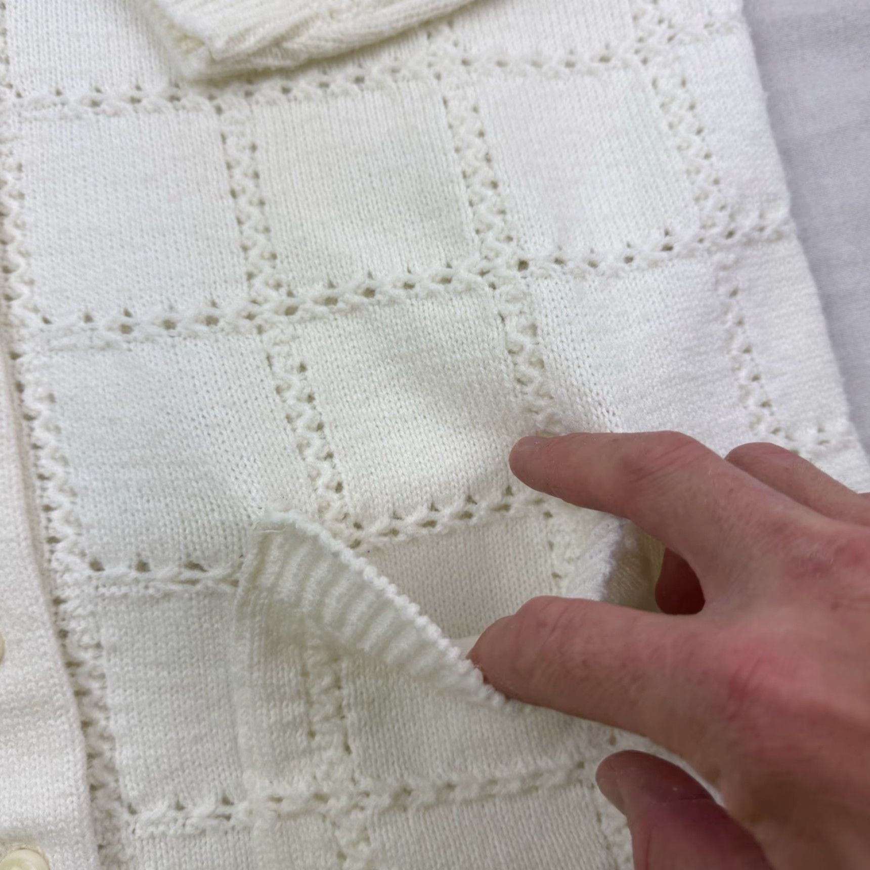Vintage VINTAGE Rosanna Wintuk Cardigan Sweater Shirt Collar Women's Medium Ivory Cream Button Up Random Brand—Rosanna 90s Casual Mens Womens Size M / US 6-8 / IT 42-44 - 4 Thumbnail