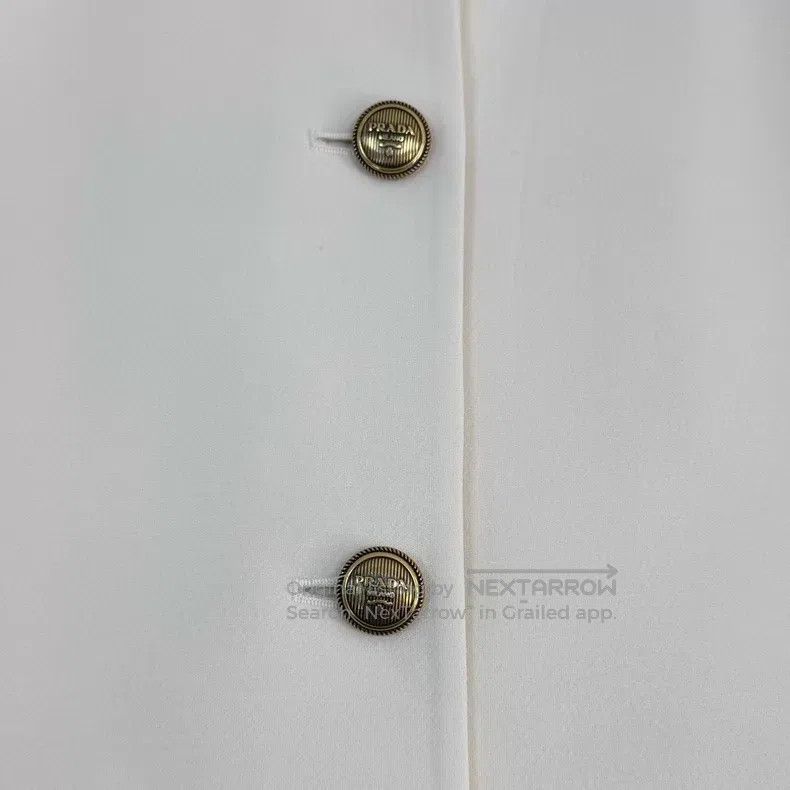 Prada Prada Beige gold buckle wool medium and long coat Size XS / US 0-2 / IT 36-38 - 8 Thumbnail