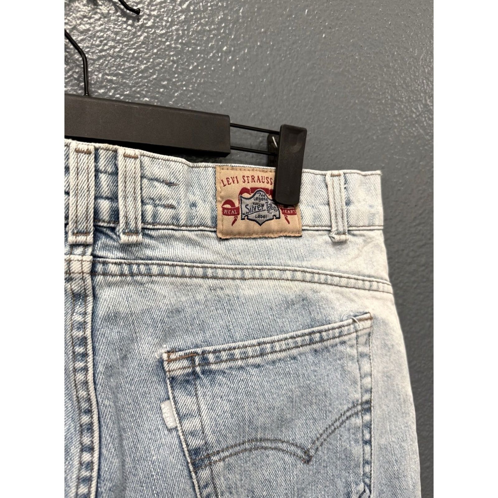 Levi's VINTAGE Levi’s Silver Tab Baggy Blue Jean Pants 38/32 USA Made Men's Size US 38 / EU 54 - 3 Thumbnail