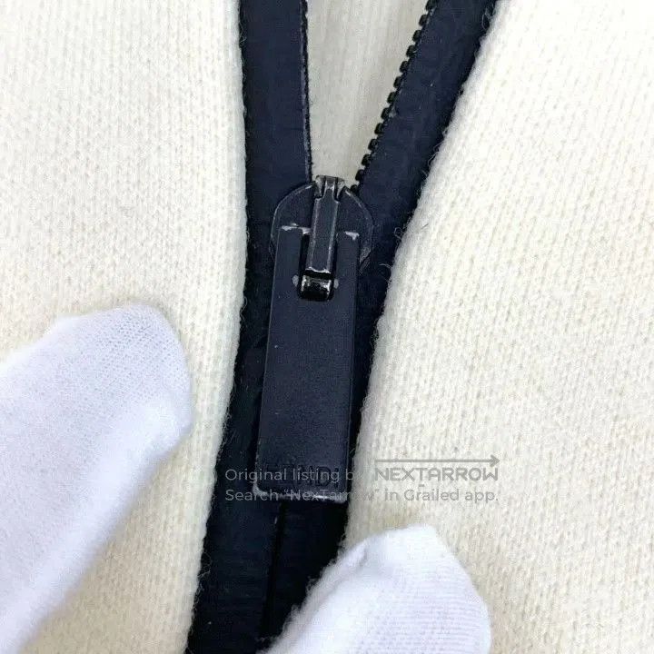 Fendi Fendi Beige Side Logo Wool Zip Knit Coat. Size US L / EU 52-54 / 3 - 7 Thumbnail