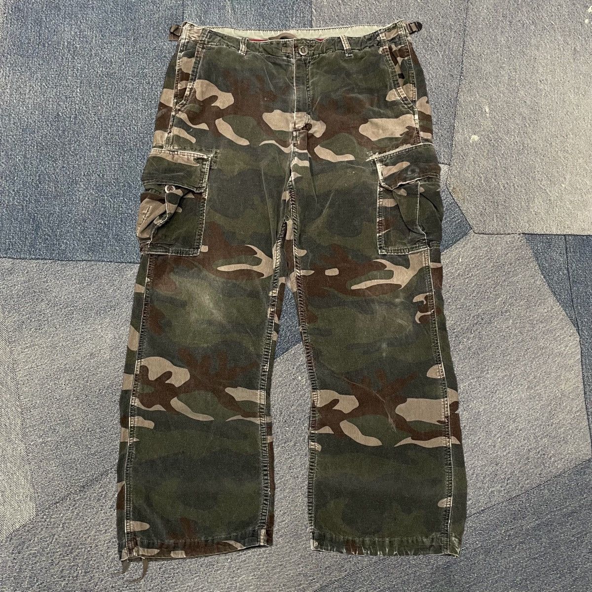Gap × Vintage CRAZY Y2K Gap Camo Cargo Pants Size US 37 - 1 Thumbnail