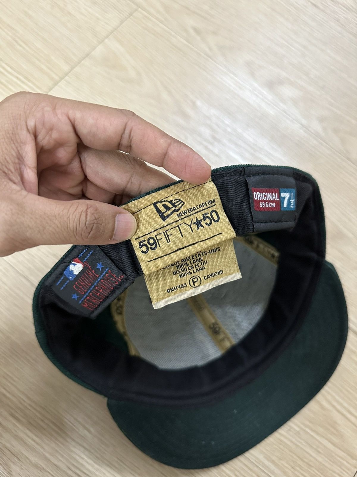 MLB × New York Yankees × Vintage Rare Vintage New York Yankees New Era Made In USA Full Cap Size ONE SIZE - 9 Thumbnail