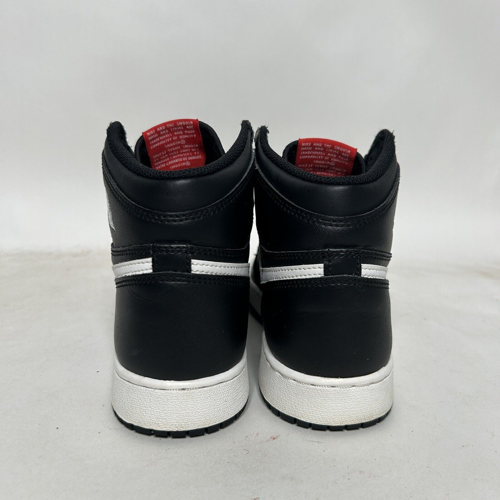Nike Nike Air Jordan 1 Retro High BG “Black White/Ying Yang” 2024 Size US 7.5 / IT 37.5 - 4 Thumbnail