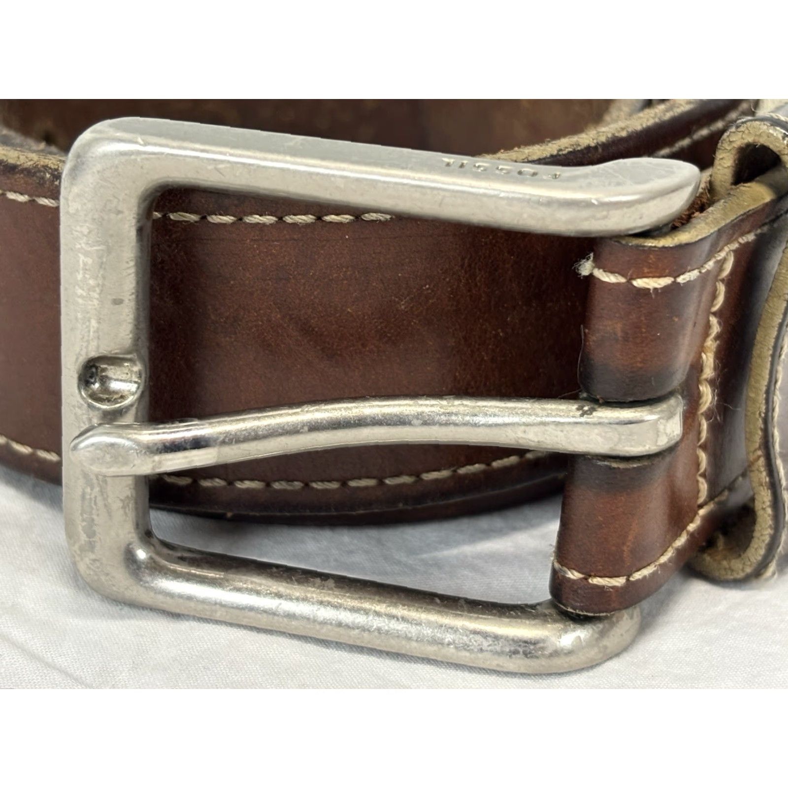 Fossil VINTAGE Fossil Belt Leather Belt 1.25" Wide Men 36 Distressed Brown 1970s Style Mens Belt Size 36 - 2 Thumbnail