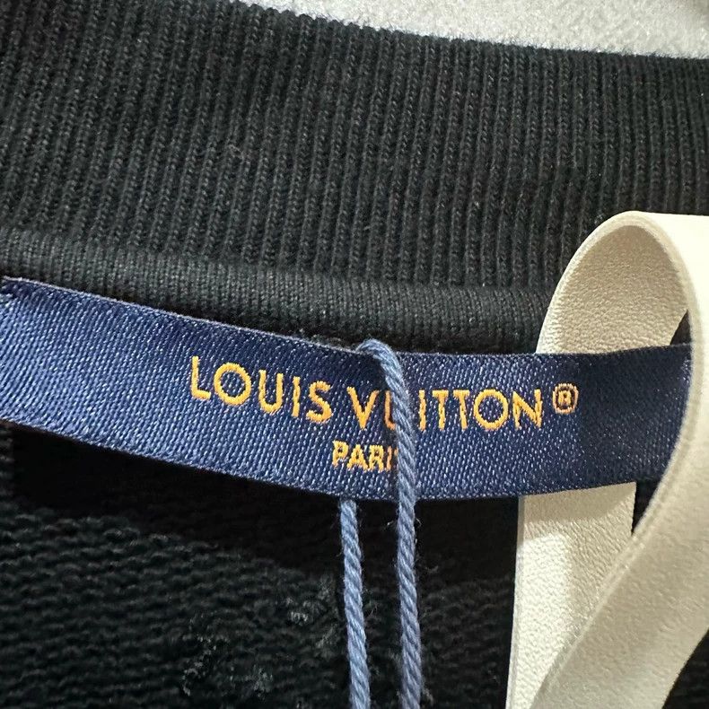 Louis Vuitton Louis Vuitton Black Studded Letter sweatshirt 2505-Nextarro Size US XXL / EU 58 / 5 - 4 Thumbnail