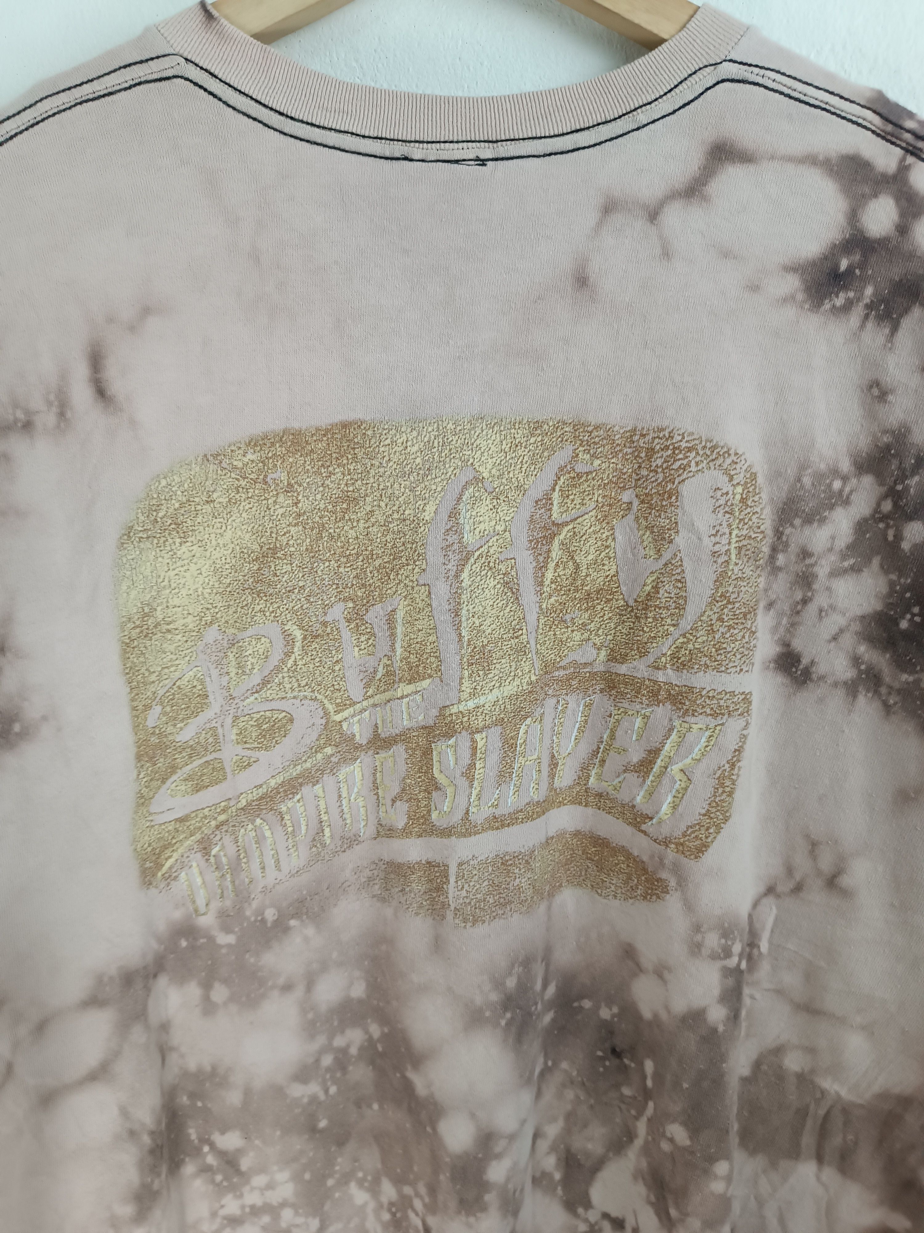 Vintage VINTAGE 90'S BUFFY THE VAMPIRE SLAYER ACID WASH DISTRESSED Size US XXL / EU 58 / 5 - 17 Thumbnail