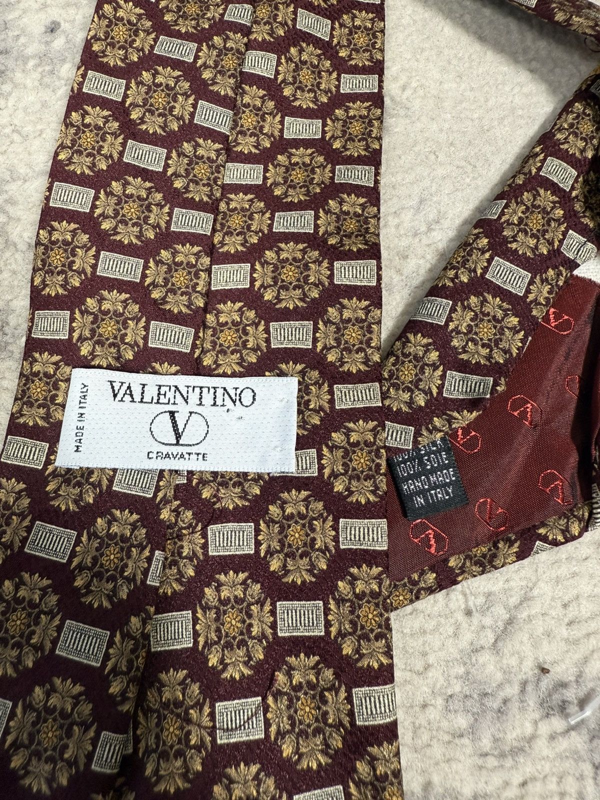 Valentino Vintage Valentino Checkered Red/Gold Silk Tie Size ONE SIZE - 2 Thumbnail