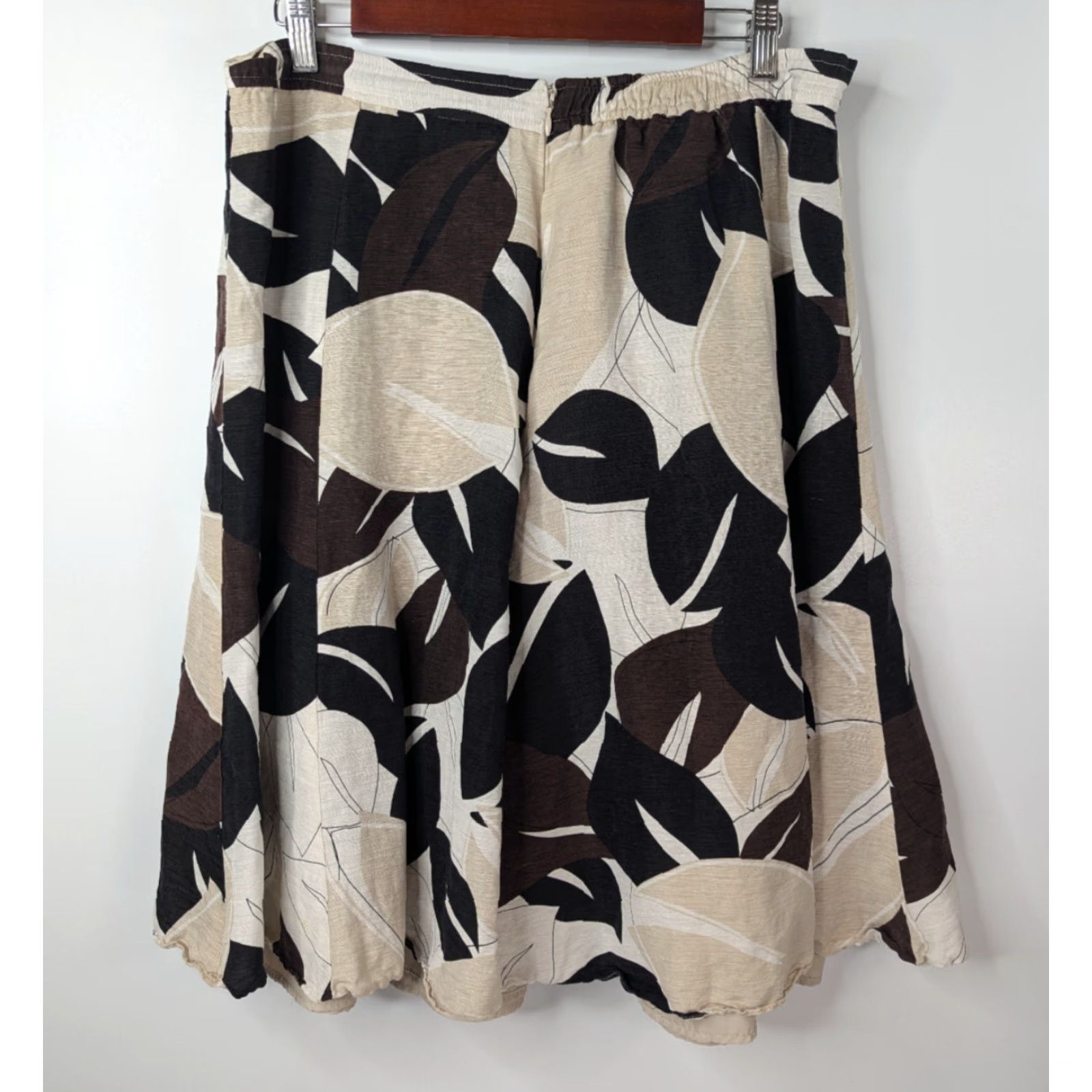 Vintage Chicos Skirt Womens Size 3 A-Line Knee Length Silk Linen Floral Leaf Brown 3 XS? (No) Size 26" / US 2 / IT 38 - 3 Thumbnail