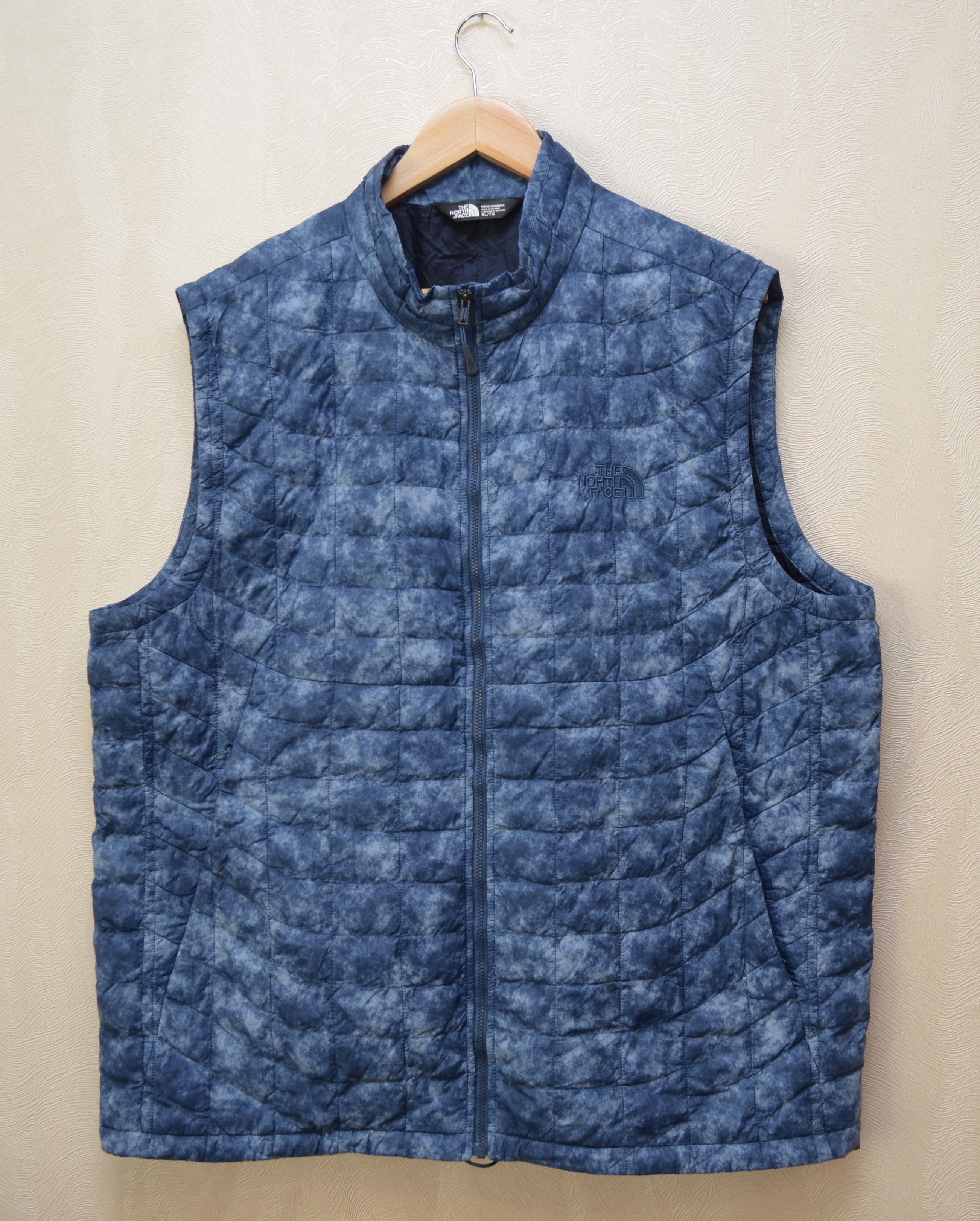 image of The North Face Blue Ocean Thermoball Vest, Men's (Size XL)