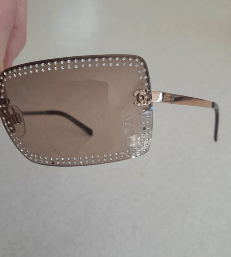 Chanel Chanel Sunglasses 🇺🇸 TAX FREE 4105-B Rhinestone Rimless Size ONE SIZE - 3 Thumbnail