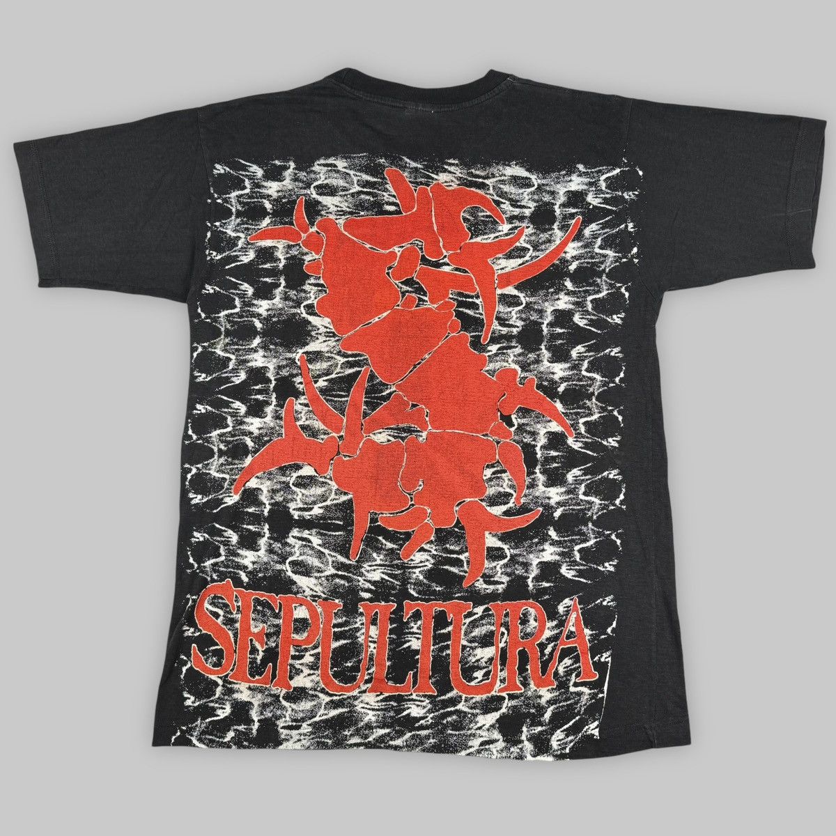 Band Tees Vintage Mid 90s Sepultura ‘Chaos A.D.’ All Over Euro T Shirt Size US L / EU 52-54 / 3 - 2 Thumbnail