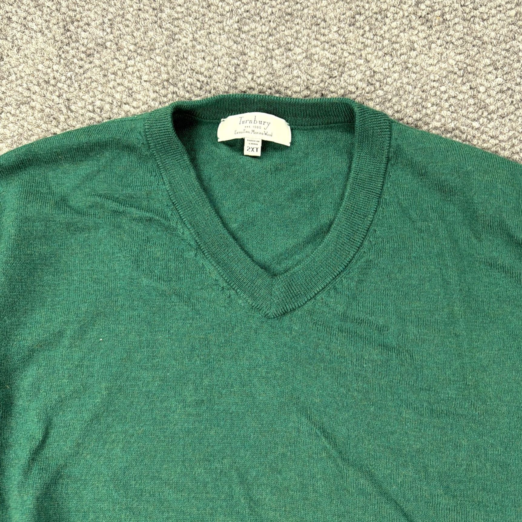 Vintage Turnbury Sweater Mens 2XT Green Extra Fine Merino Wool V Neck Pullover Knit Size US XXL / EU 58 / 5 - 2 Thumbnail