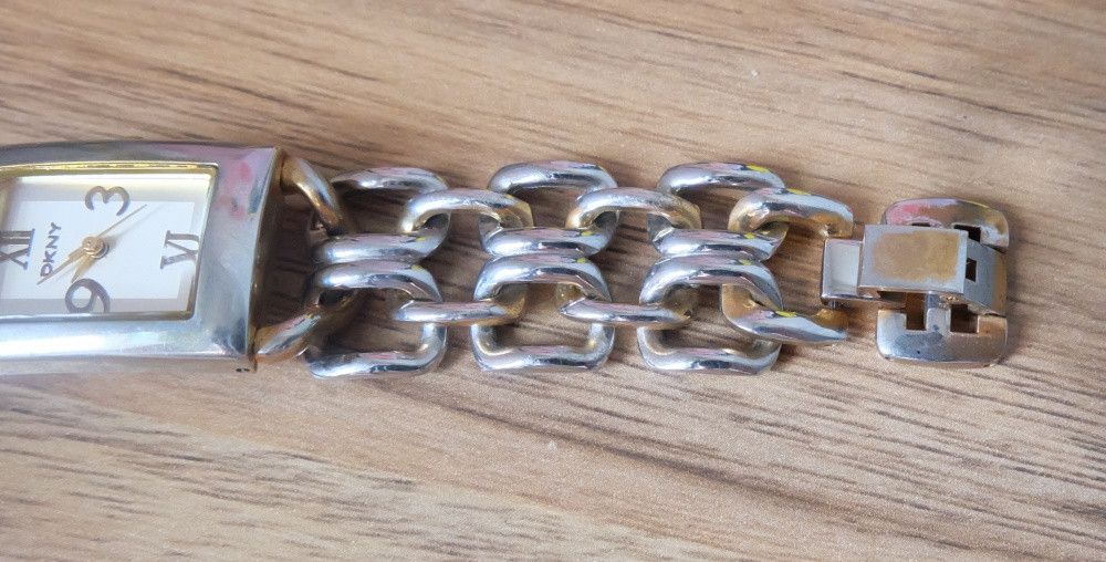 DKNY DKNY Tank Gold Chain Bracelet Lady Watch Size ONE SIZE - 6 Thumbnail