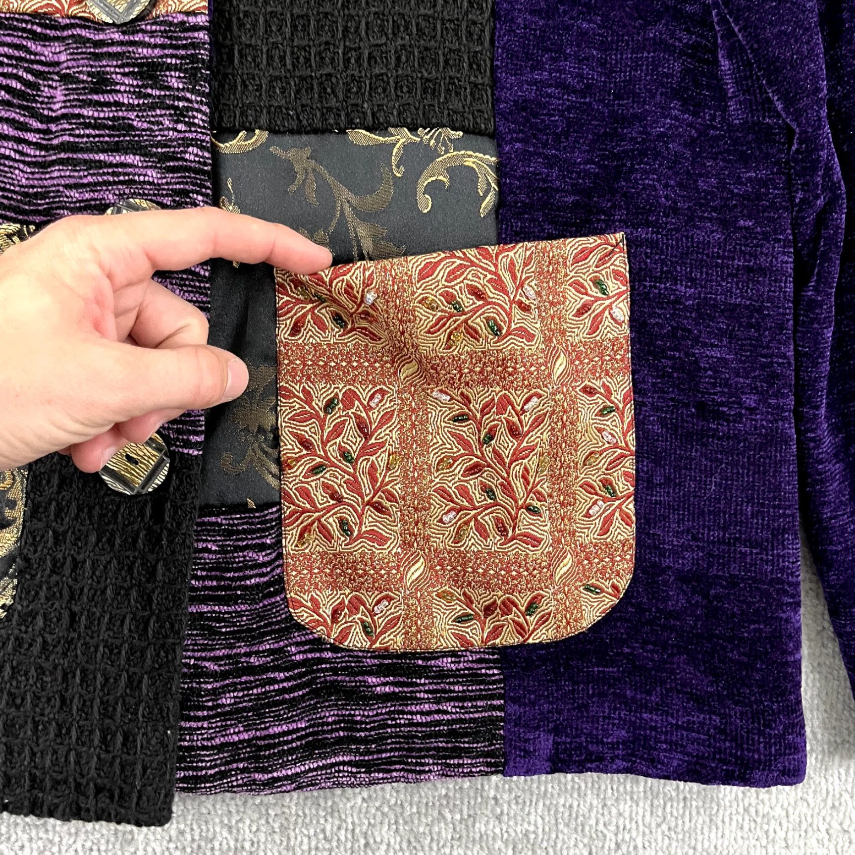 Vintage JULIA KIM Jacket Womens L Mult i Wearable Art Embroidered Tapestry Blazer Kim Purple Geometric Blazer Mens? Size L / US 10 / IT 46 - 3 Thumbnail