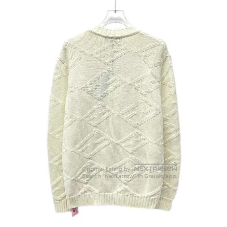 Fendi Fendi Beige Logo Letter Relief Full-Print Merino Wool Roun Size M / US 6-8 / IT 42-44 - 2 Thumbnail