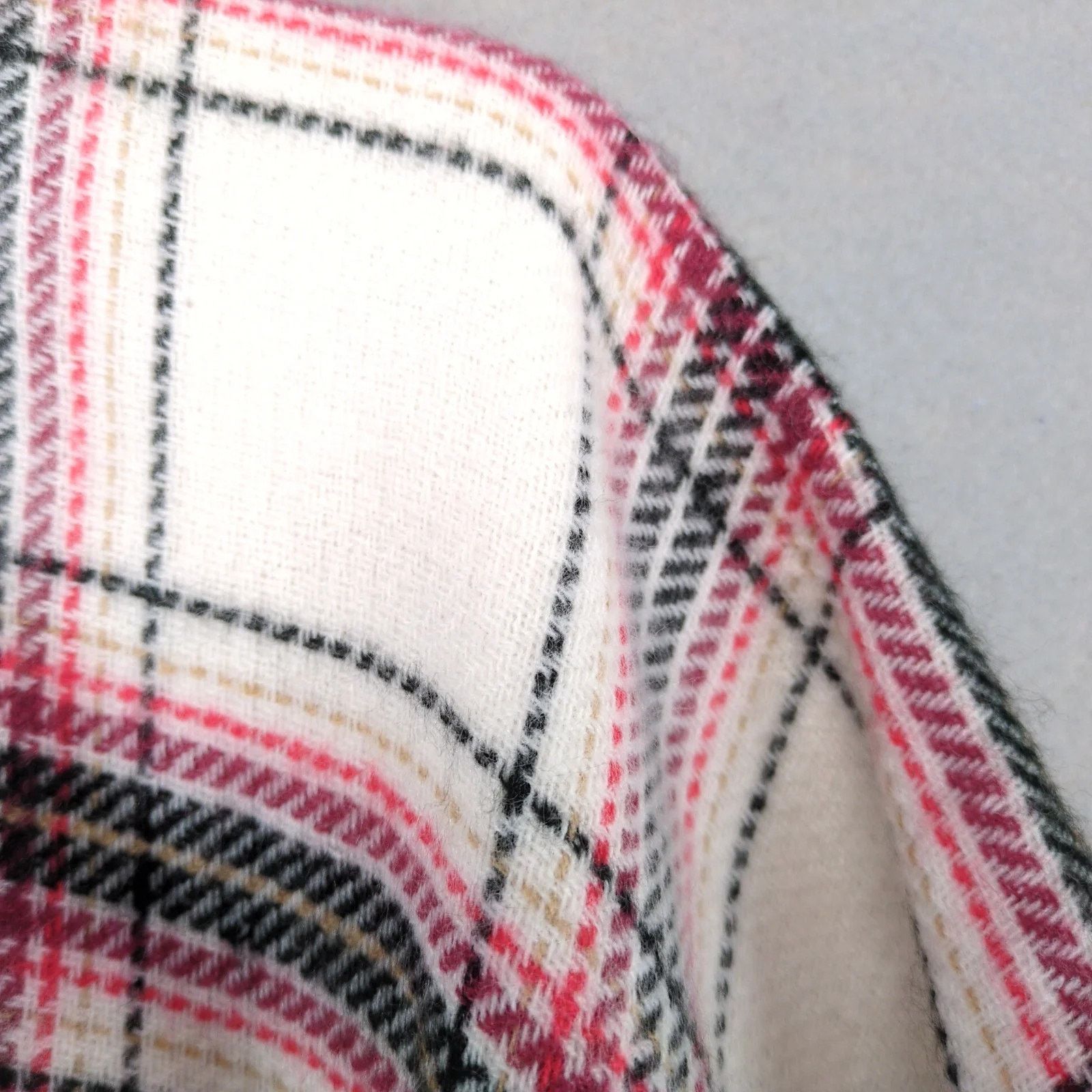 Loft Loft Soft Knit Plaid Poncho Cape Sweater Women's M/L Fringe Size L / US 10 / IT 46 - 10 Thumbnail
