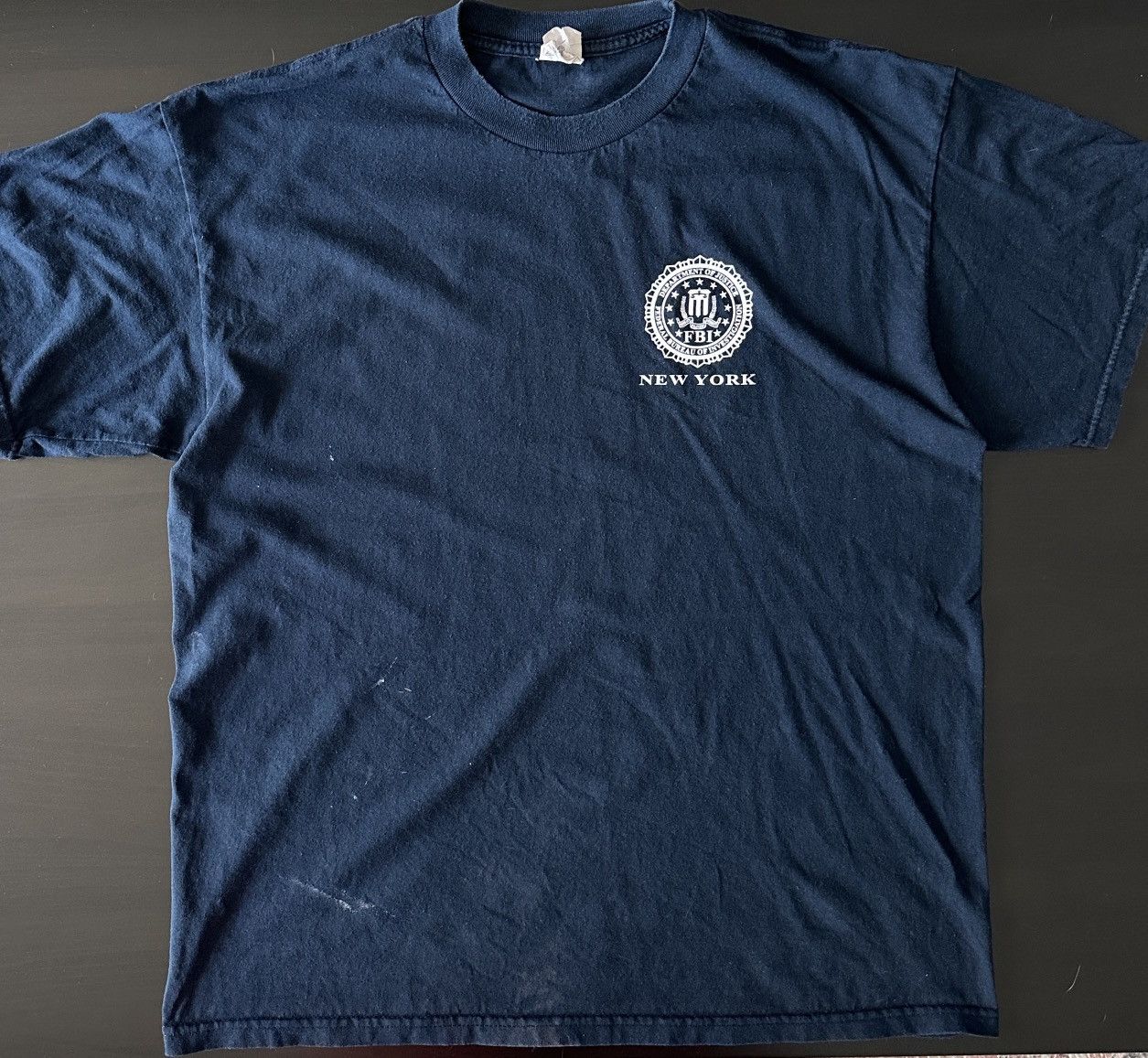 Vintage FBI New York Graphic T-Shirt – Navy – Size XL Size US XL / EU 56 / 4 - 1 Thumbnail