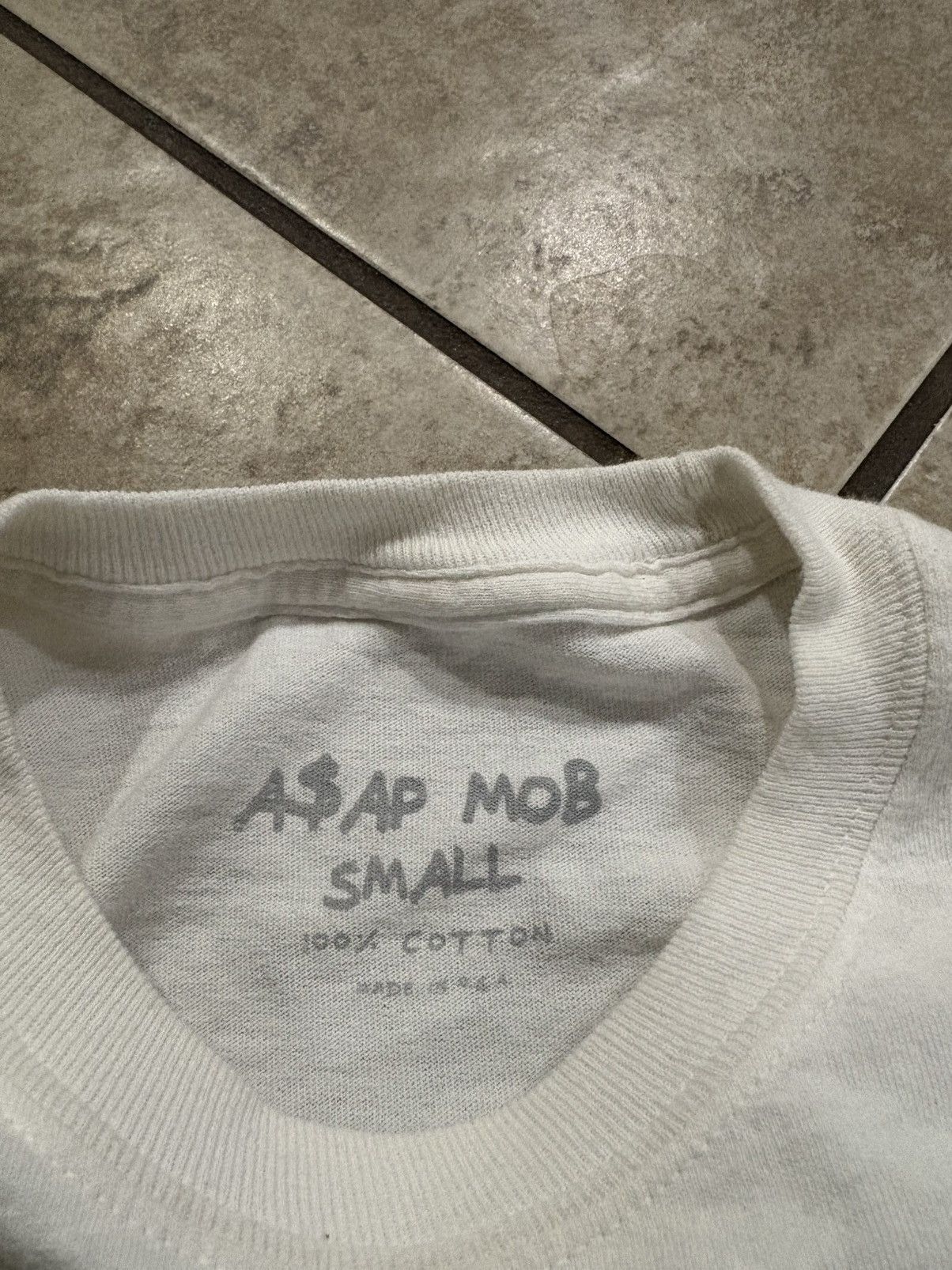 Other Too cozy tour tee Size US S / EU 44-46 / 1 - 3 Thumbnail