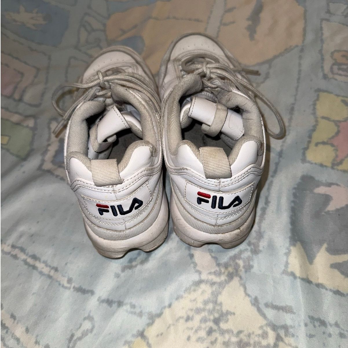 Fila Fila White Athletic Shoes - Stylish & Comfortable Size US 10 / IT 40 - 3 Thumbnail