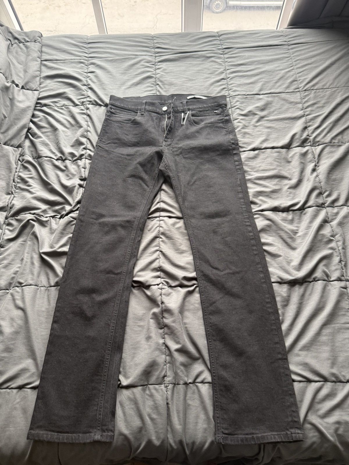 1017 ALYX 9SM 1017 Alyx 9SM 6 Pocket Jeans with Hardware Size US 32 / EU 48 - 1 Thumbnail