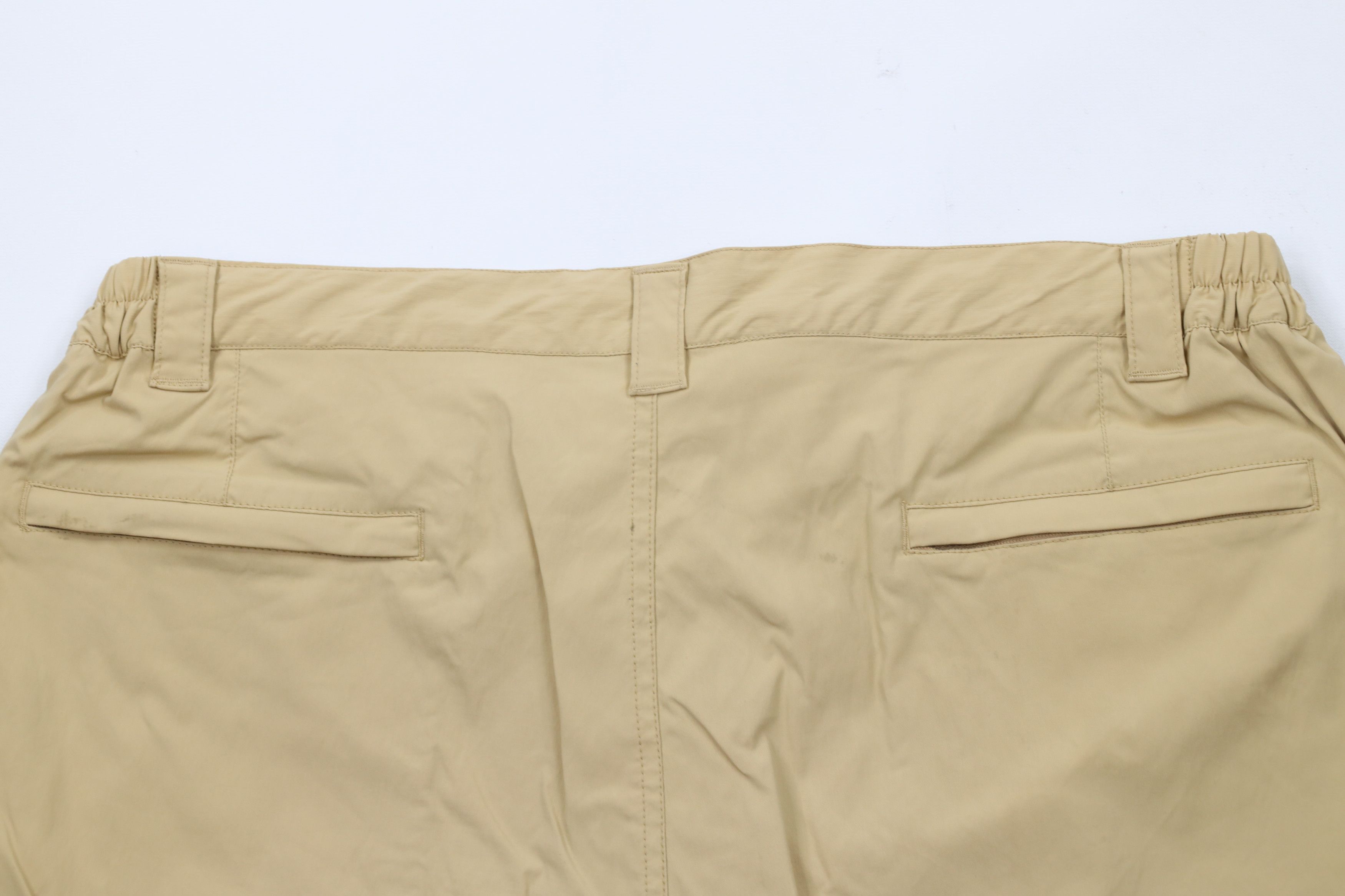 L.L. Bean × Vintage Vintage Y2K LL Bean Tech Hiking Cargo Shorts Beige Nylon Size US 34 / EU 50 - 9 Thumbnail