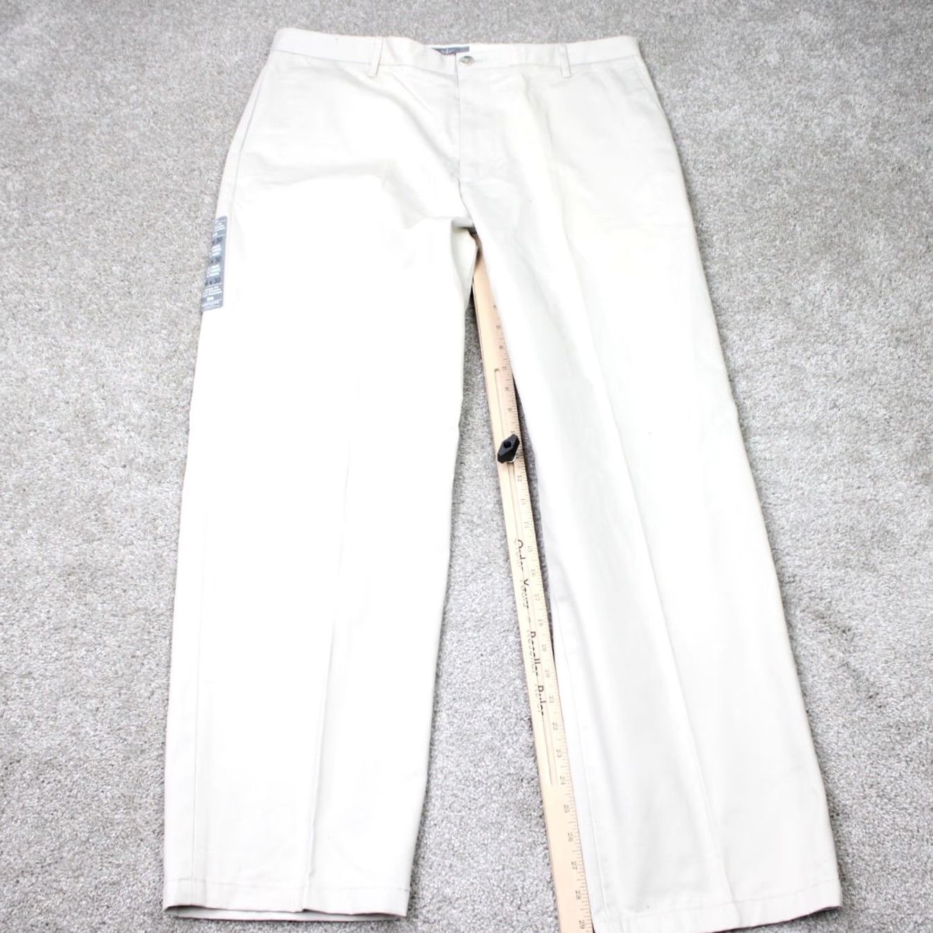 Dockers Dockers Pants Mens 36x30 Beige D3 Classic Fit Chino Flat Front 100% Cotton Size US 36 / EU 52 - 2 Thumbnail