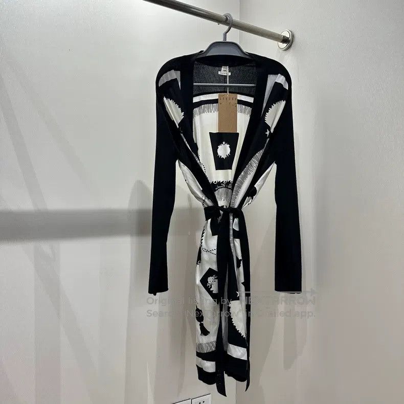 Hermes Hermes Pattern Printed Belted Silk Jacket Size XS / US 0-2 / IT 36-38 - 1 Thumbnail